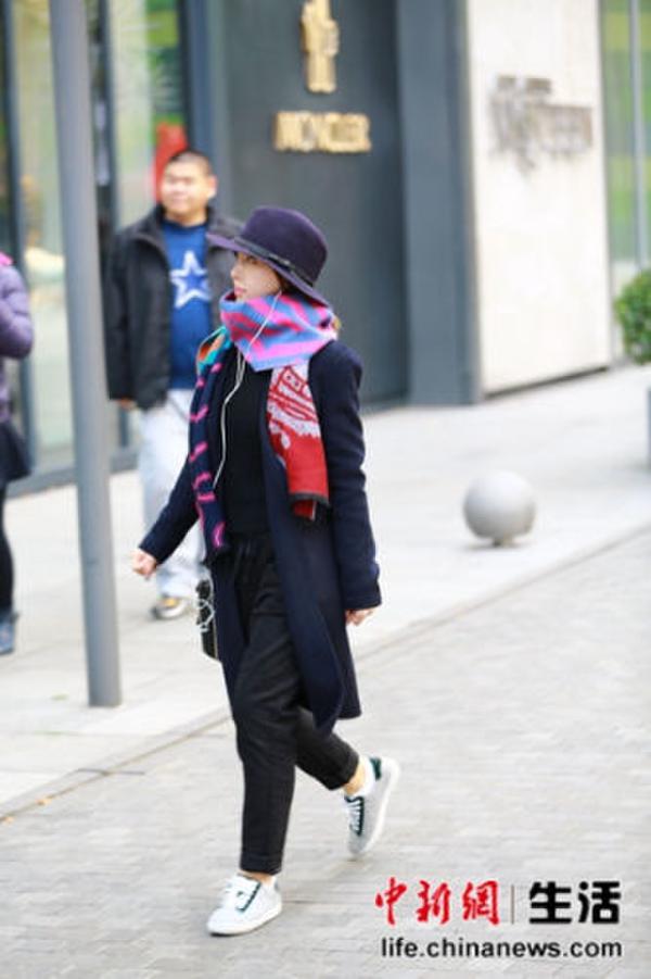 look1ñ+ɫ+ɫ+Ь